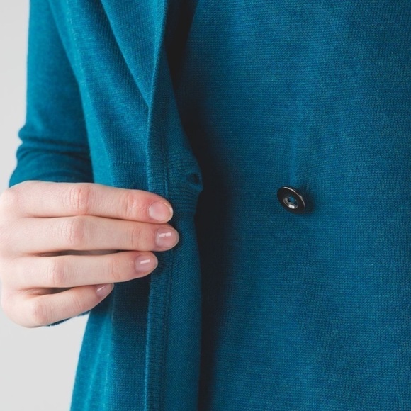 Lululemon Sun Savasana Wrap Cashmere Blend Sweater Heathered Teal - Size 6 - Picture 4 of 12